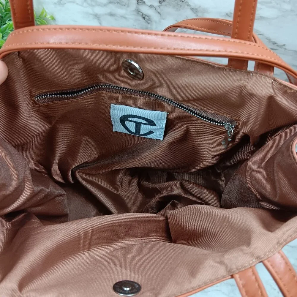 Telfar Medium Shopping Bag- Tan - Picture 9 of 10